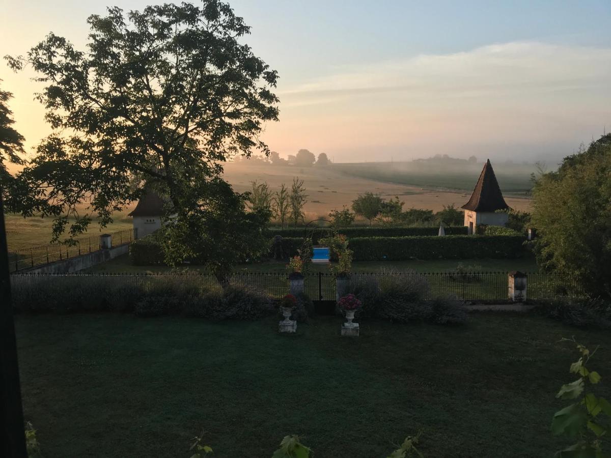 Le Manoir De Nabinaud Bed and Breakfast Exterior foto